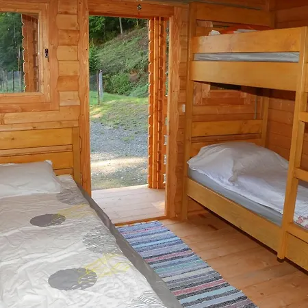 Cabanute Izbandis Camping *