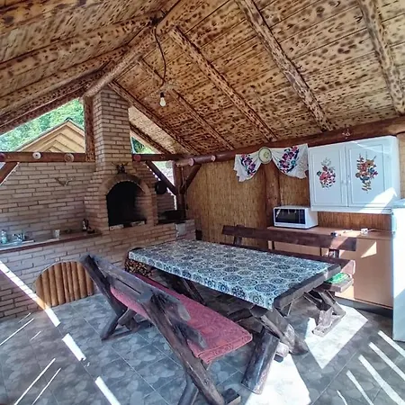 Cabanute Izbandis Suncuius